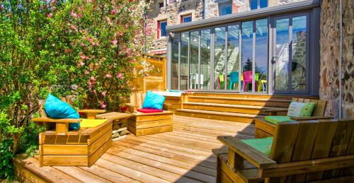 Saint-Julien-Chapteuil Apartment | Le Pop