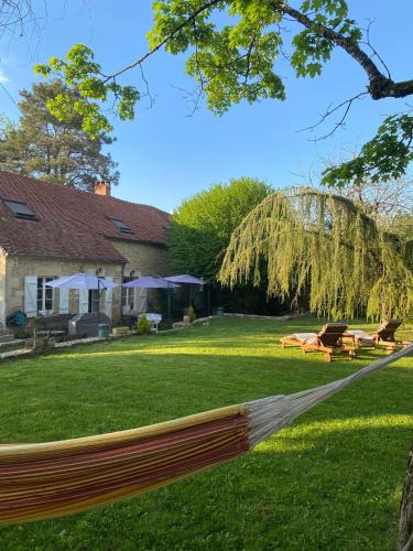 Chasnay Bed & Breakfast | LE PRESBYTERE