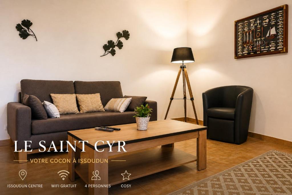 Issoudun Apartment | Le Saint-Cyr Issoudun - Cosy, Spacious & Downtown