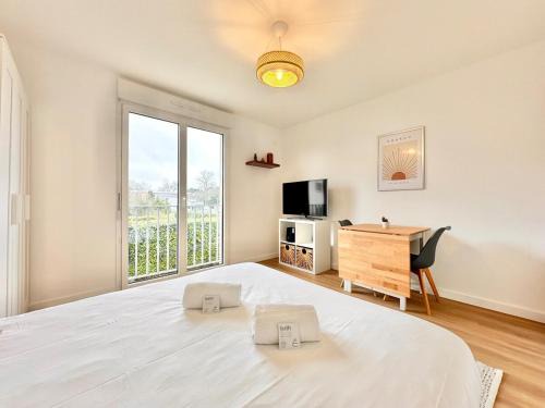 Mont-de-Marsan Apartment | Le Sunset Beach - Parking - Fibre - Parc - Centre