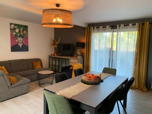 Quessoy House | Le Toucan