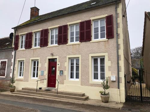Saint-Bonnet-Troncais Bed & Breakfast | Le Voyageur