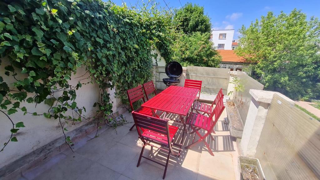 Drancy Apartment | LEON GAMBETTA F2 TERRASSE JARDIN