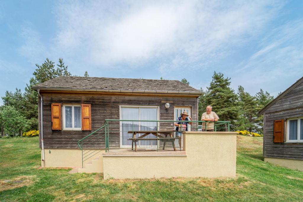 Noalhac House | Les Chalets de la Vallee du Bes