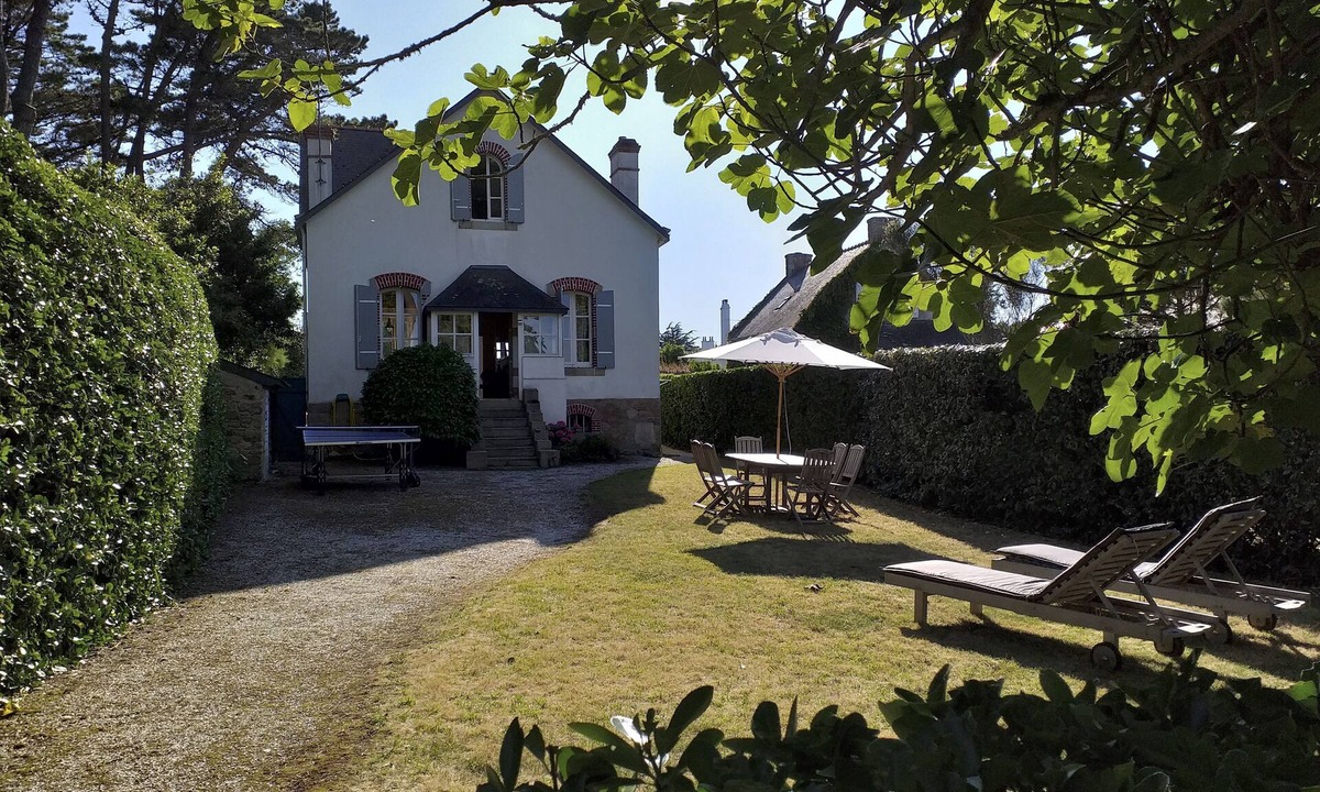 Saint-Pierre-Quiberon House | "Les Flots" - 10p - Beach direct access - parking (3 cars)