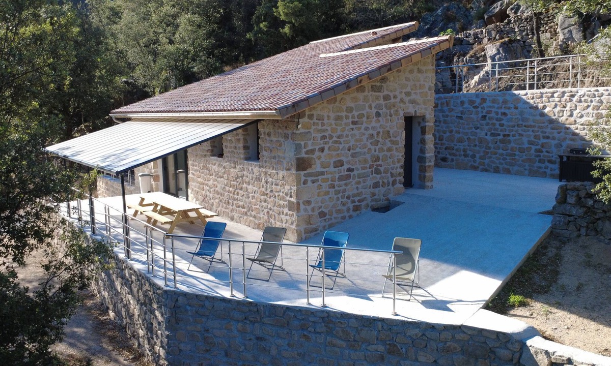 Chalencon House | Les Oliviers d'Ardèche Dolce Via Vacation Rental—Accommodates up to 11 People
