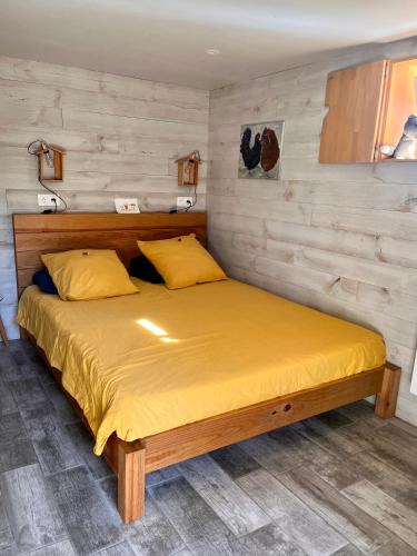 Issoire Bed & Breakfast | Les Poules heureuses