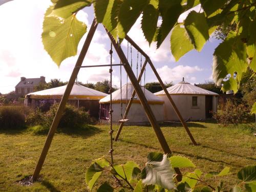 Plouguiel Bed & Breakfast | Les Yourtes d'Hôtes