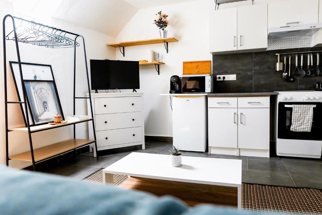 Serris Apartment | LMK
