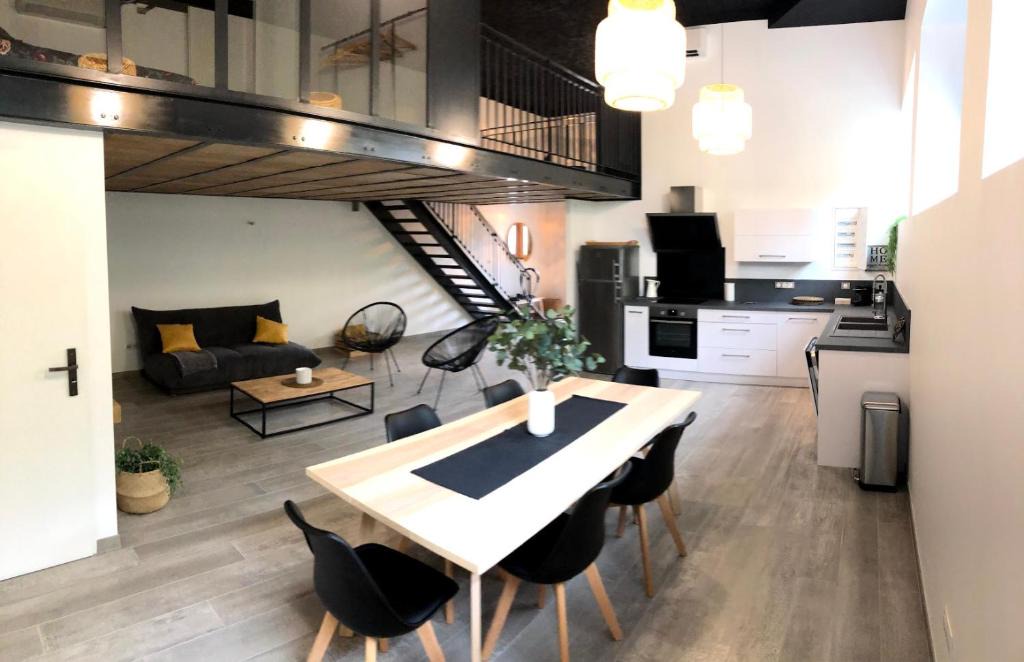 Epinouze Apartment | LOFT CELEST IMM