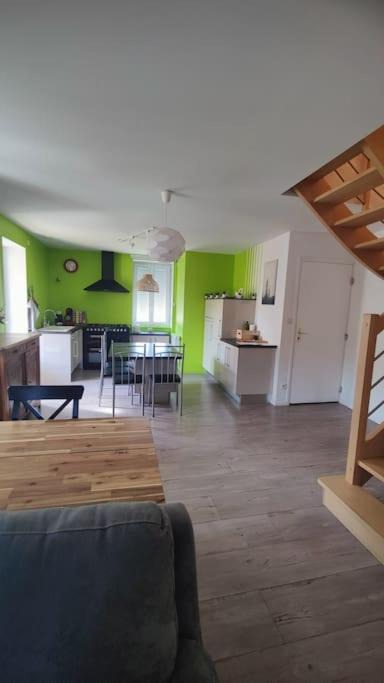 Chauffailles Apartment | Logement avec grand balcon dans le Brionnais