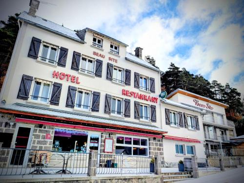Jassat Hotel | Logis Hôtel Restaurant SPA le Beau Site