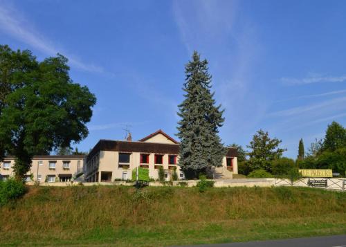 Saint-Marcel Hotel | Logis Hotel Le Prieure