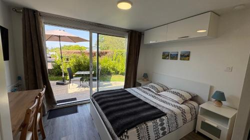 Kerroch Apartment | Lomener - La Goelette - studios à 450m de la plage