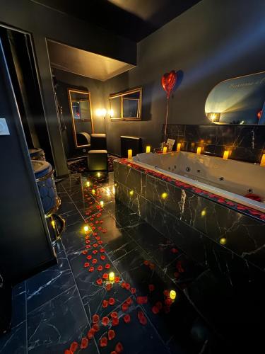 Cherbourg-en-Cotentin Apartment | Love Room Chic Lescapade à Cherbourg
