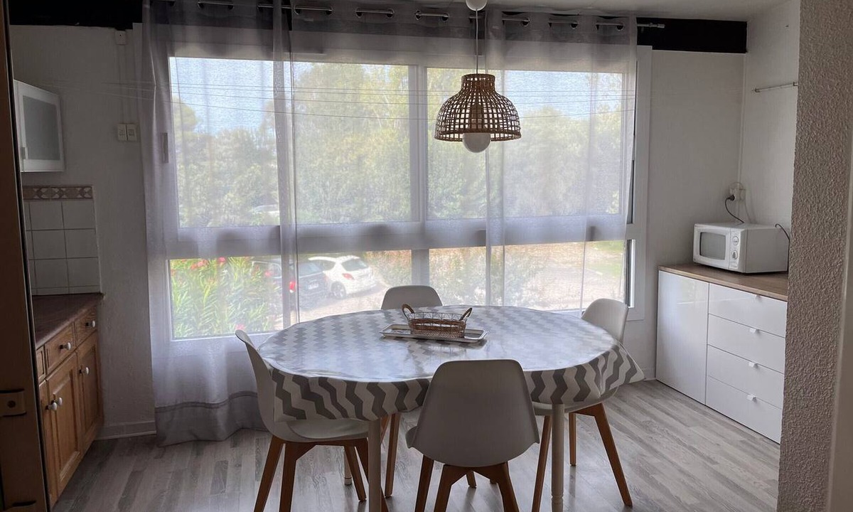 Argeles Plage Apartment | Lovely studio with parking for 2 people in Argelès-sur-Mer