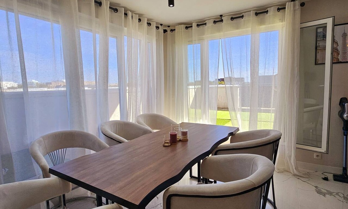 Montevrain Apartment | Luxueux Rooftop avec terrasse à 2pas de Disney Paris