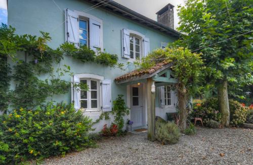 Autevielle-Saint-Martin-Bidere House | Maison de la riviere