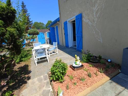 Salies-de-Bearn Apartment | Maison Éléphantaisie