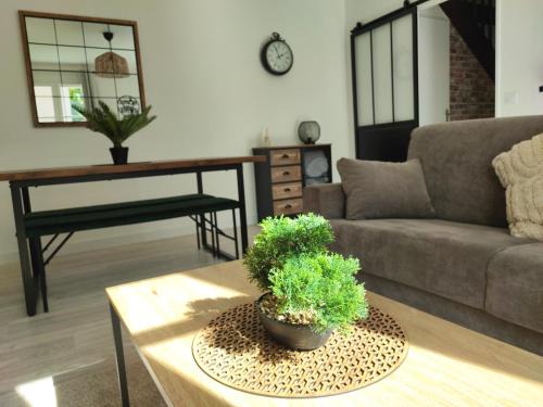 Bailly-Romainvilliers House | Maison 2 chambres avec jardin - 7 pers - proche Disneyland Paris