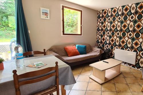La Roche-Derrien Apartment | Maison 2 chambres