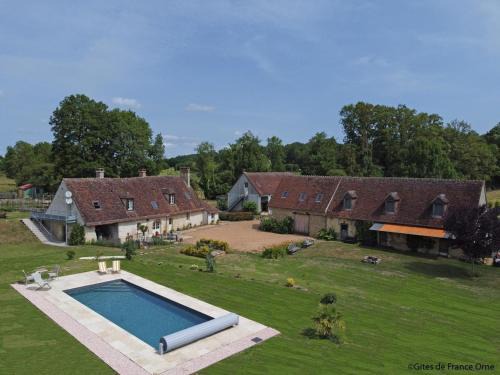 La Chapelle-Souef House | Maison authentique avec piscine, cheminée, et golf dans le Perche - FR-1-497-186