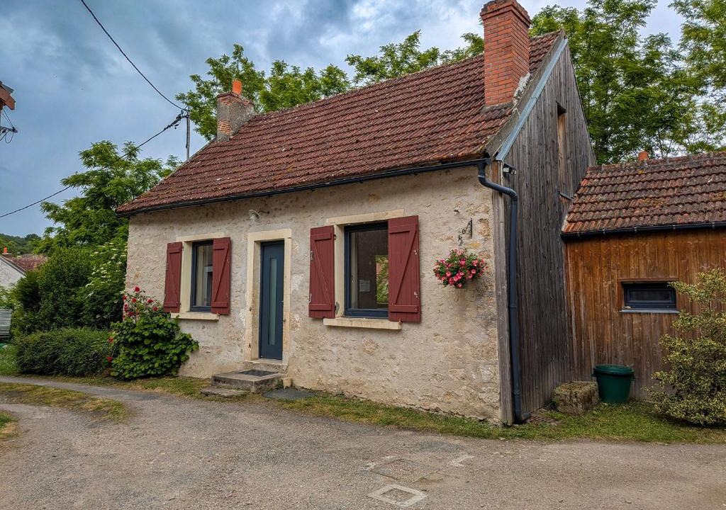 Le Menoux House | Maison avec jardin, piscine chauffée et baignade à proximité - Le Menoux - FR-1-591-234