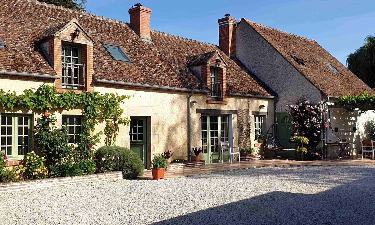 Germigny-des-Pres Bed & Breakfast | Maison Cerviña