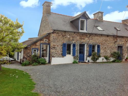 Pordic House | Maison charmante à Pordic, cheminées et jardin clos