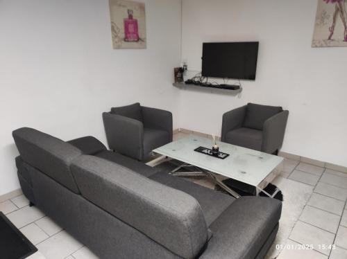 Saint-Amand-les-Eaux House | Maison climatisée, Wi-Fi, bureau Gare & Thermes