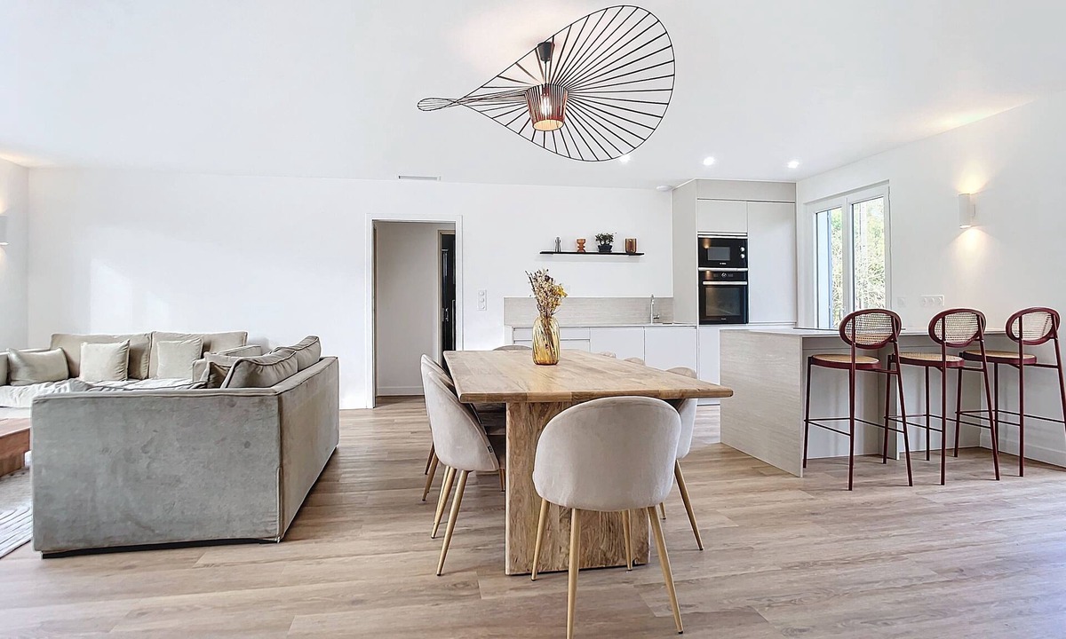 Chatillon-Coligny House | Maison contemporaine avec jacuzzi et jardin. A 1H45 de Paris !