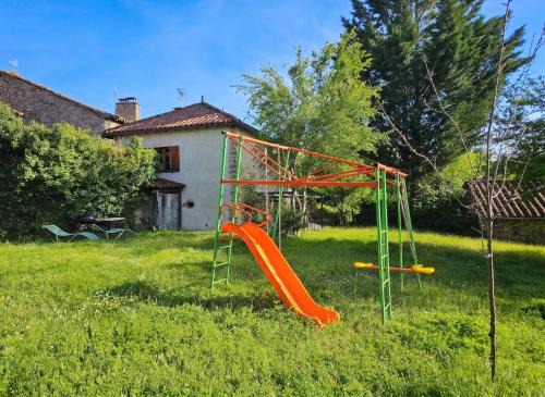 Peyrusse-le-Roc House | Maison conviviale à Peyrusse le Roc, avec jardin sans vis-à-vis