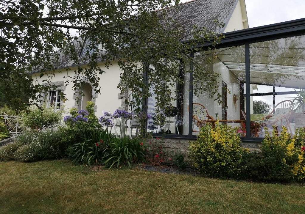 Plonevez-du-Faou House | Maison de Campagne en Centre Finistère