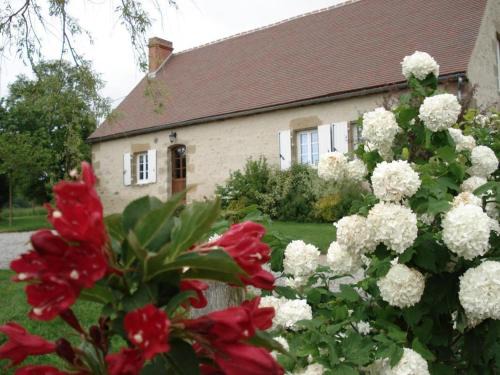 Deux-Chaises House | Maison de campagne rénovée avec charme, draps inclus - FR-1-489-177