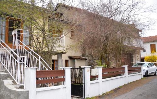 Ferrieres-Saint-Mary House | Maison de charme à Ferrières-Saint-Mary avec vue montagne