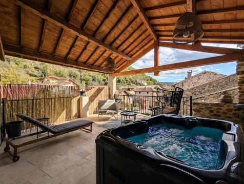 Blesle House | Maison de charme - Le Palha