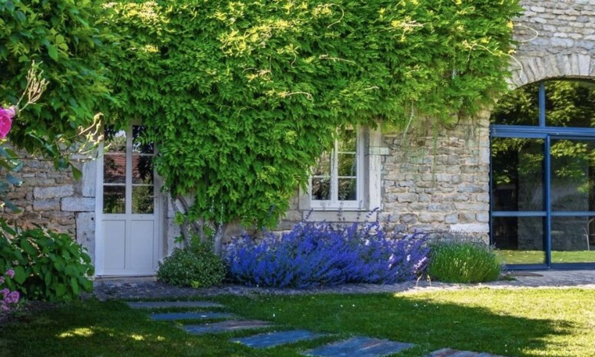 Montceau-et-Echarnant House | Maison de Charme en Bourgogne, Les Coquelicots