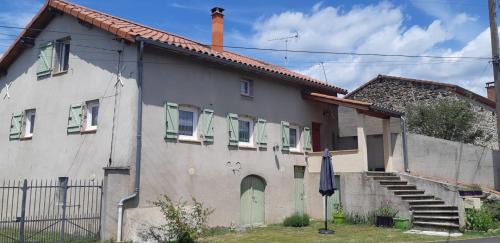 Saint-Martin-d'Ollieres House | Maison De Vacances Auvergne