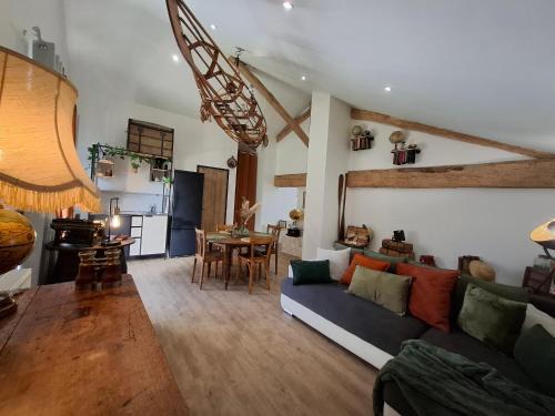Bussiere-Galant House | Maison de la nature