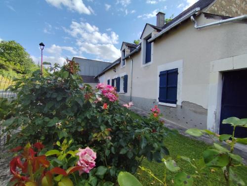 Lucay-le-Male House | Maison plain pied, 2 chambres, longère typique , fraiche, dans bourg avec tous commerces