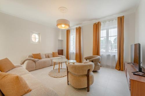 Pierrefonds Villa | Maison Sophie for 10 guests