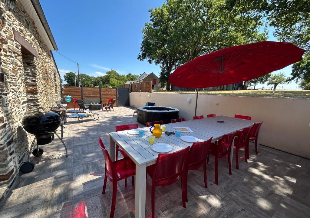 Plesse House | maison spacieuse proche du canal de Nantes à Brest - Guenrouet