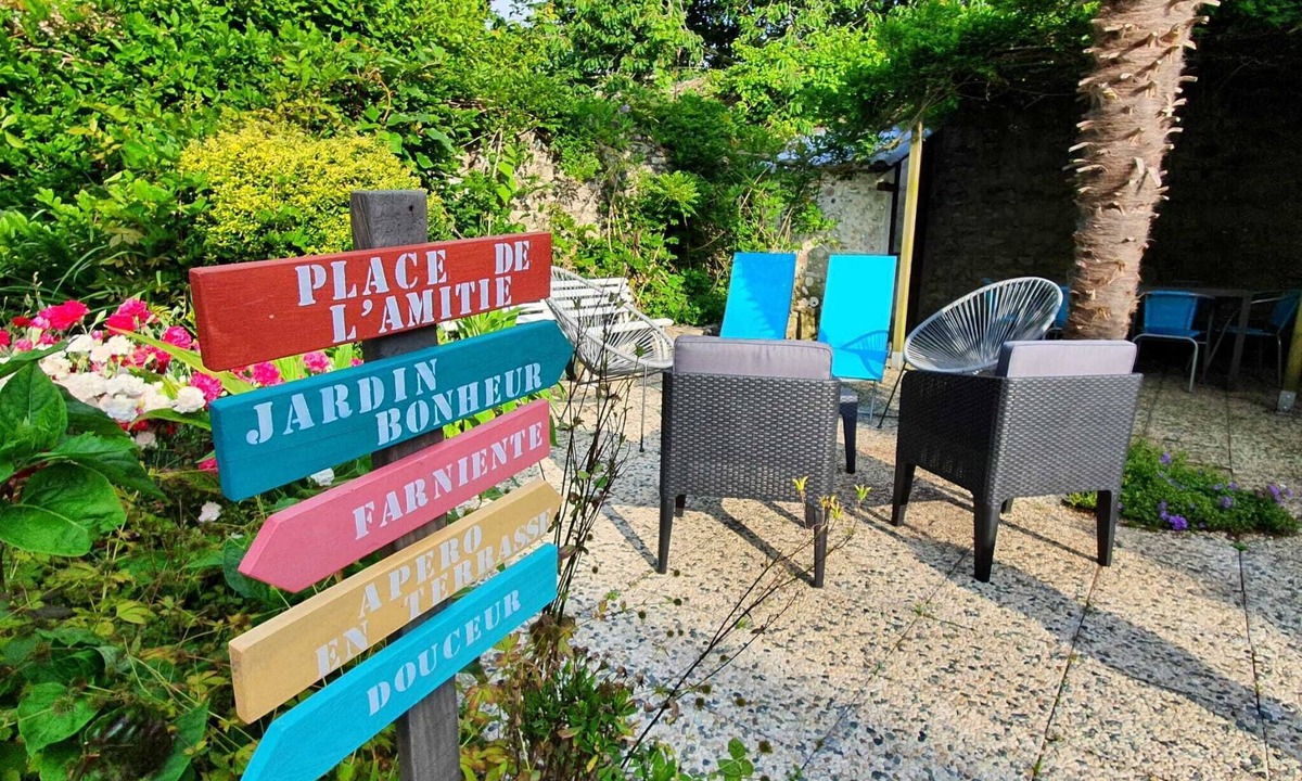 Treffiagat House | Maison typique pour 6 personnes, jardin clos et fleuri, proche plage