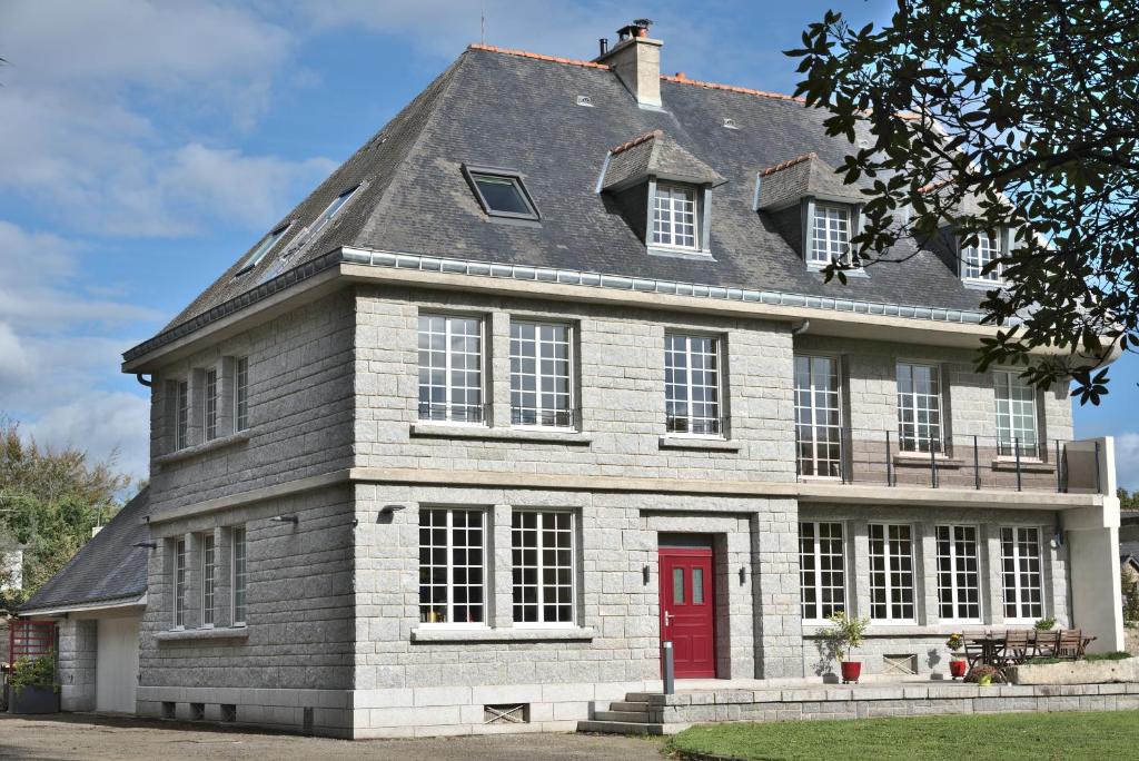 Gestel House | Manoir de Kerguestenen