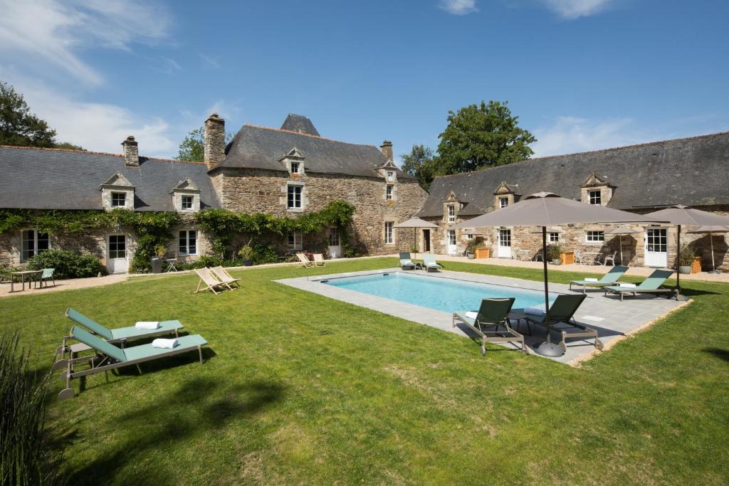 Malansac Bed & Breakfast | MANOIR DU VAU D ARZ gîtes et chambres d hôtes avec piscine
