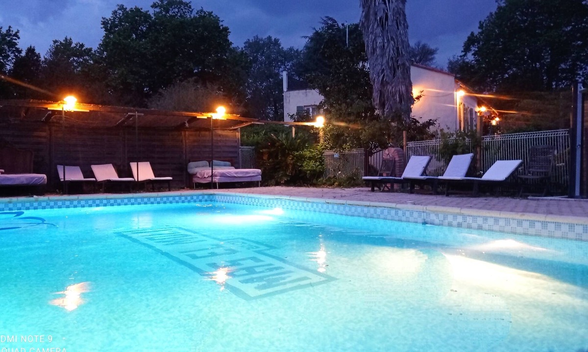 Latour-Bas-Elne House | Mas Catalan with heated pool (solar system)