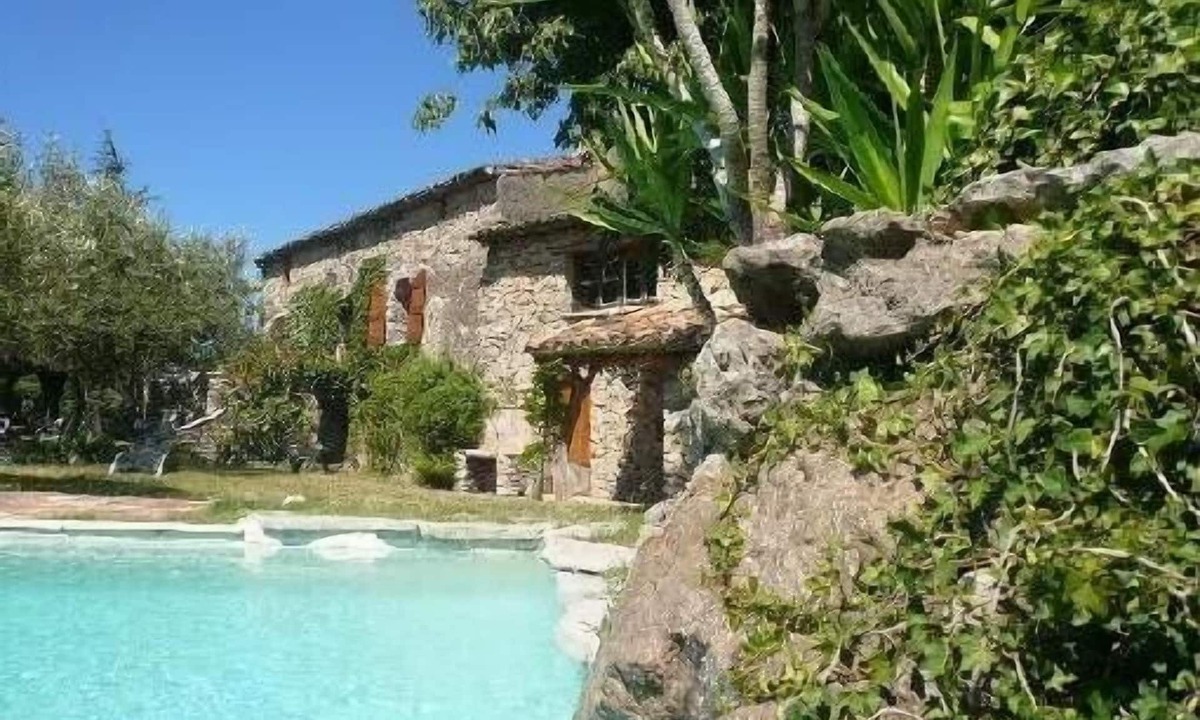 Monoblet House | Mas Cévenol completely renovated from privacy and noise with pool