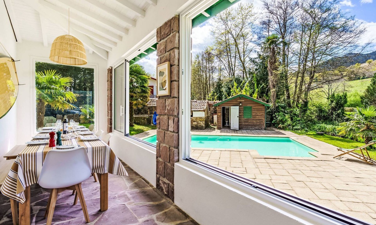 Sare House | Mendizolako by Interhome