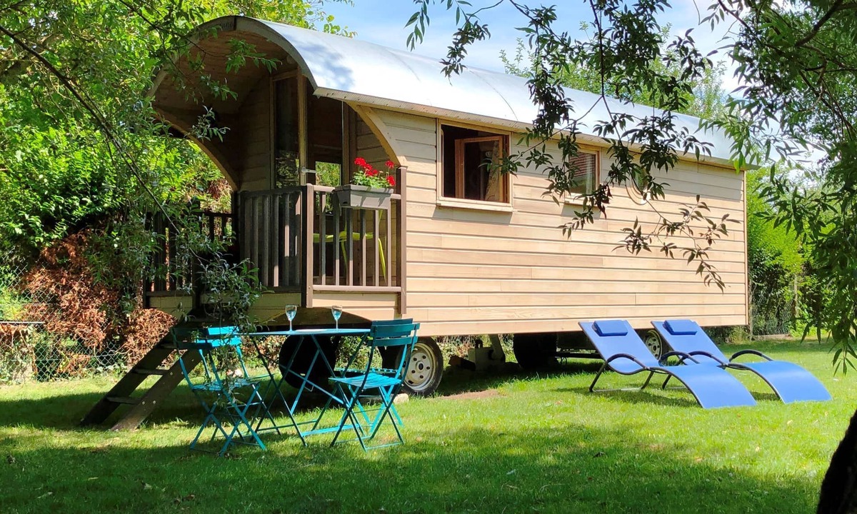 Milly-la-Foret Ski Chalet | Millygite Roulotte - Chalet on wheels by the River - Cottage