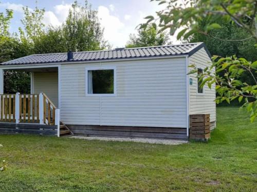 Loudeac Other | Mobil-home cosy avec terrasse à Loudéac - API-1-52-1116